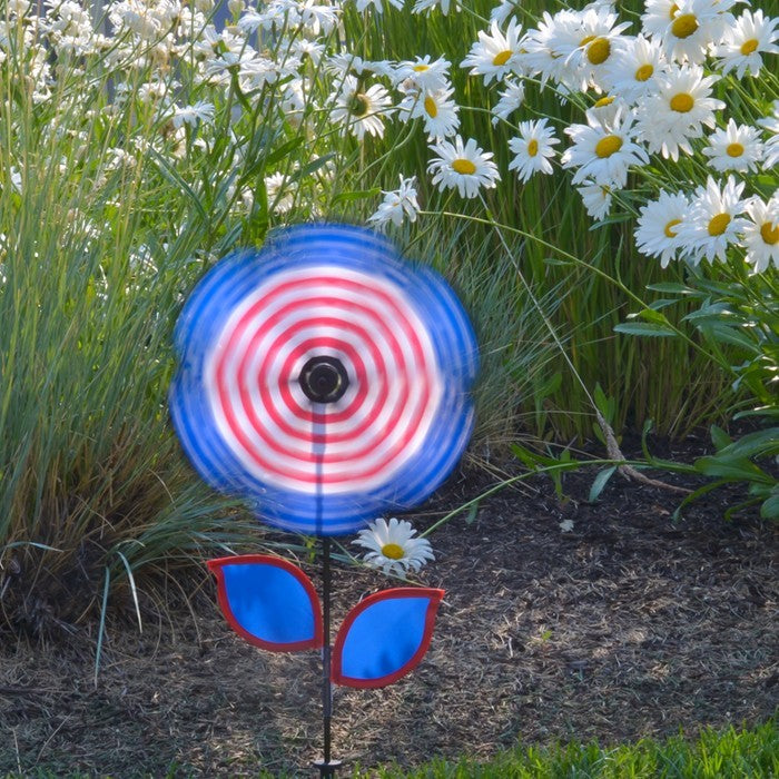 12" Flower Spinner w/ Leaves - Patriotic